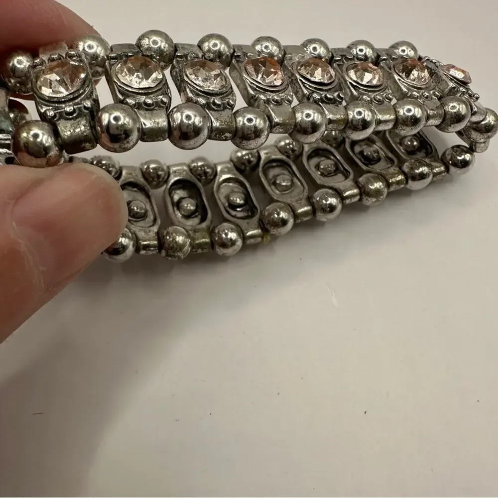 Light Pink Rhinestone Stretch Bracelet Unbranded Silver tone Retro